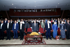 6BAF270C-5579-4E6D-865C-6832FB17F8CF